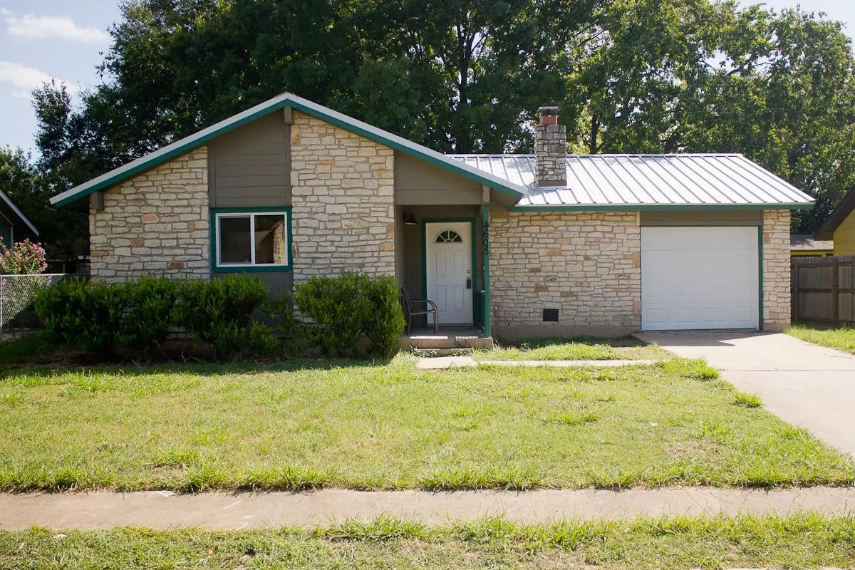 Austin, TX 78744,4605 Button Bend RD