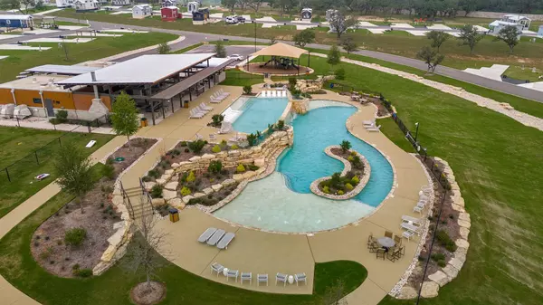 Fredericksburg, TX 78624,5386 Ranch Road 1376 #152