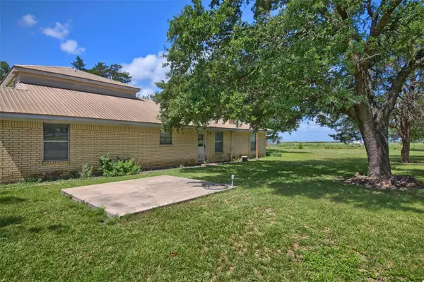 Thorndale, TX 76577,6611 County Road 418