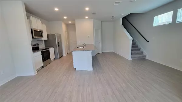 Leander, TX 78641,605 W South ST #231