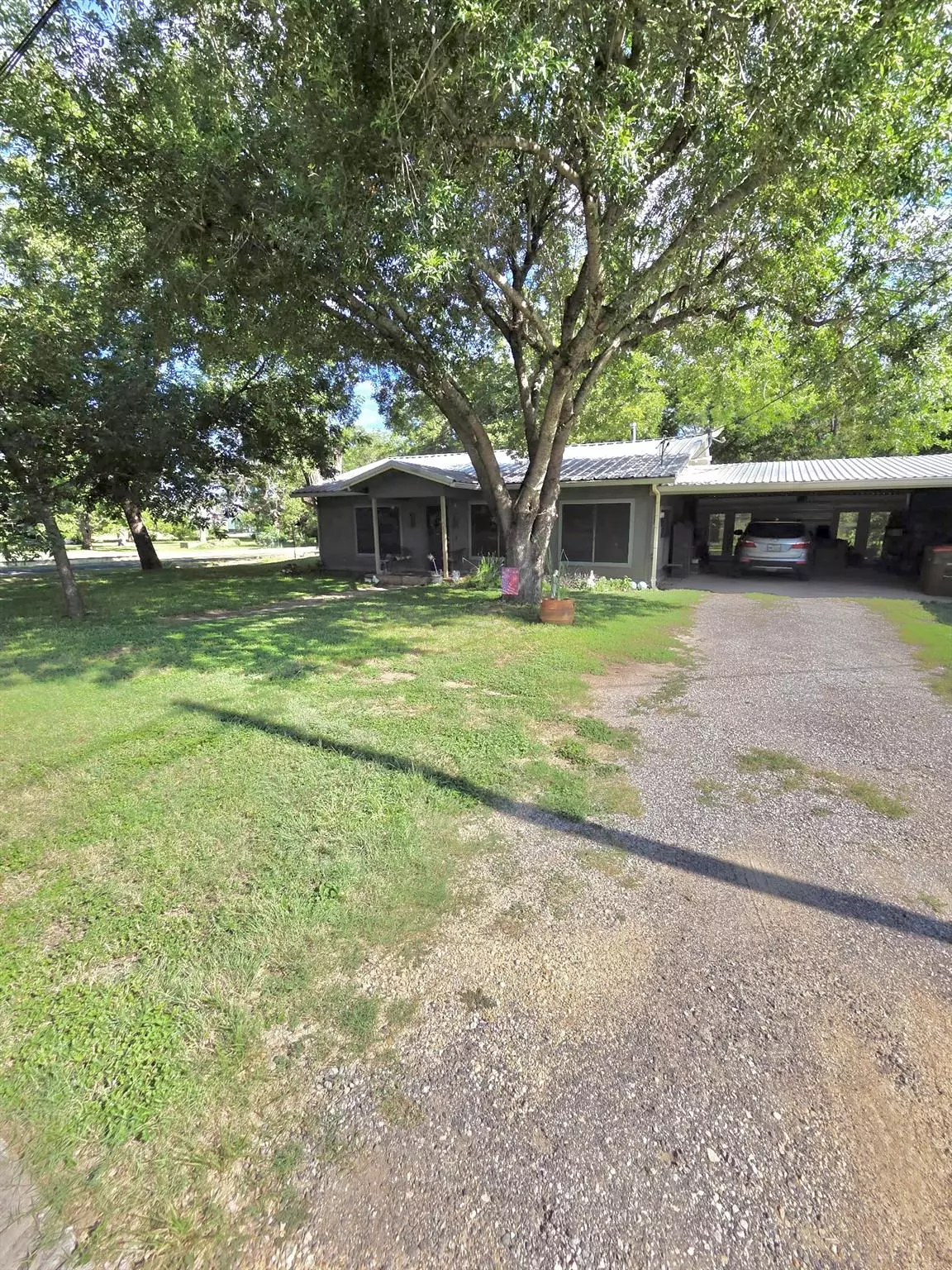Johnson City, TX 78636,201 E Bluebonnet LN