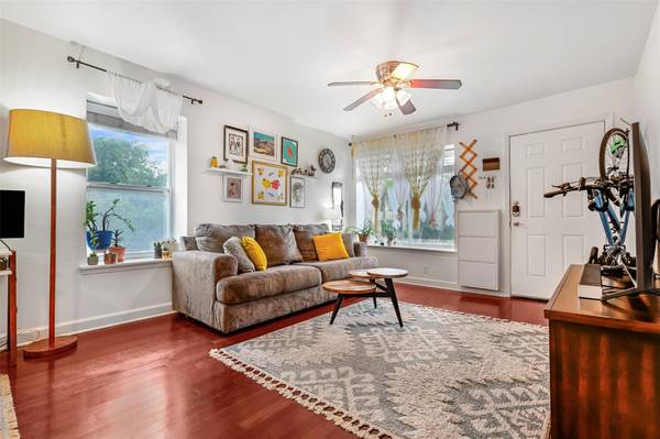 2020 S Congress Ave #2213, Austin, TX 78704