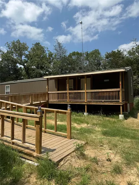 1014 Gotier Trace RD, Paige, TX 78659
