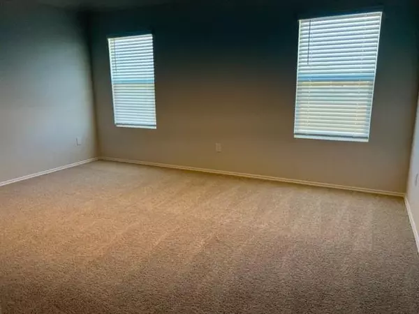 New Braunfels, TX 78130,1661 James ST