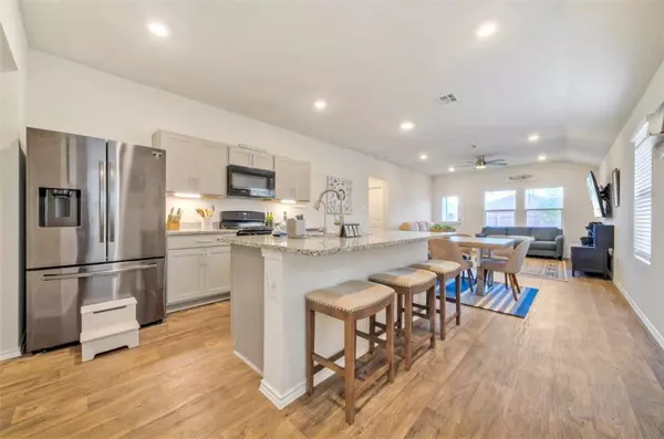 Kyle, TX 78640,270 DORCHESTER DR