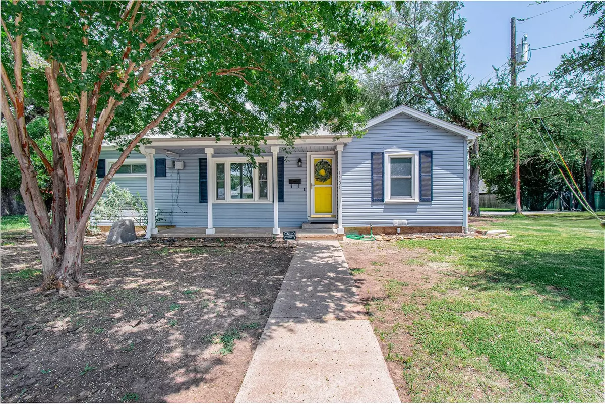 Belton, TX 76513,1401 N Penelope ST