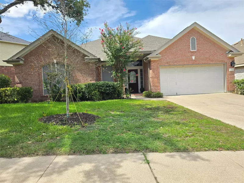 2216 Shark LOOP, Round Rock, TX 78664
