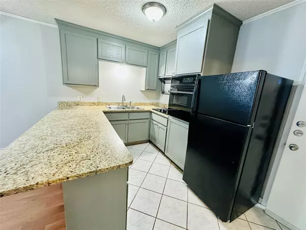 601 W 11th ST #122, Austin, TX 78701