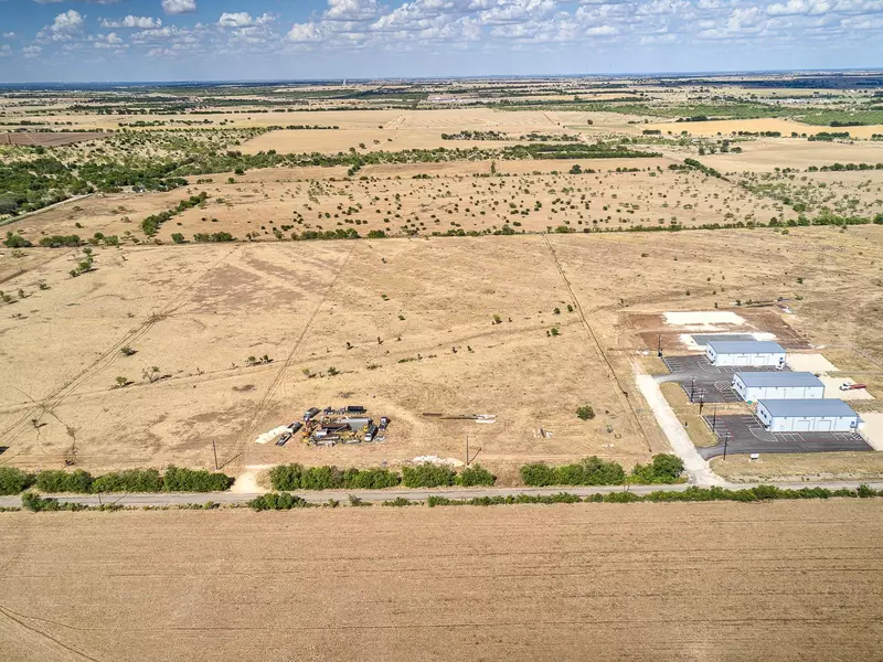 1050 County Road 308, Jarrell, TX 76537