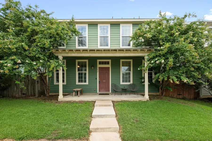 1637 Arbor Knot DR, Kyle, TX 78640