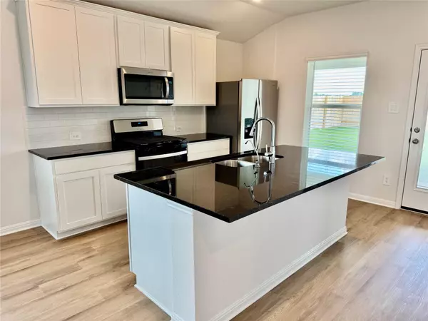 Cedar Creek, TX 78612,113 Osprey Chain