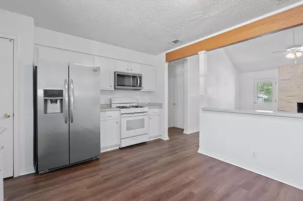 Austin, TX 78745,5402 Jeffburn CV