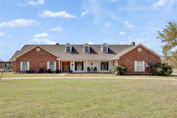 681 Leisure LN, Cedar Creek, TX 78612