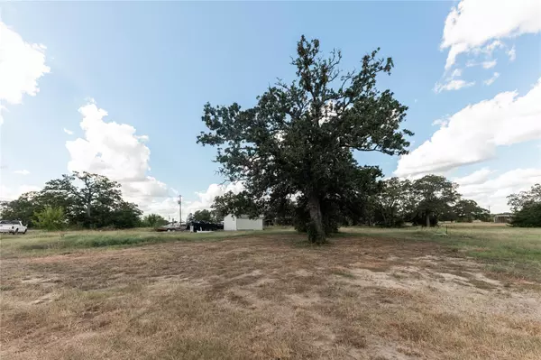 Smithville, TX 78957,113 Hannah RD #A