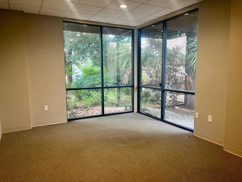 4222 Gatecrest ST, San Antonio, TX 78217