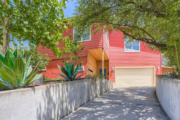 Austin, TX 78702,2510 Rosewood Ave