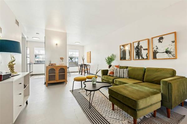 300 Crockett ST #118, Austin, TX 78704