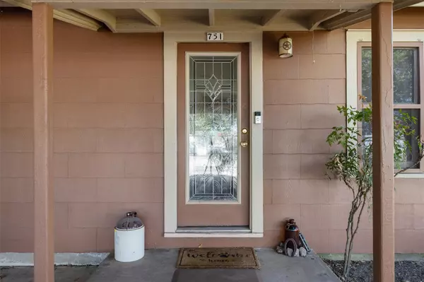 Giddings, TX 78942,751 N Burleson ST