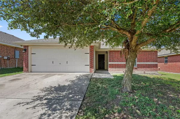 109 Calcite LN, Jarrell, TX 76537