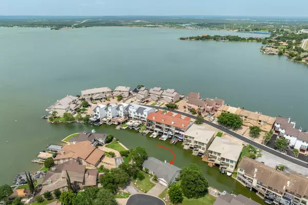 Horseshoe Bay, TX 78657,521 Lucy LN