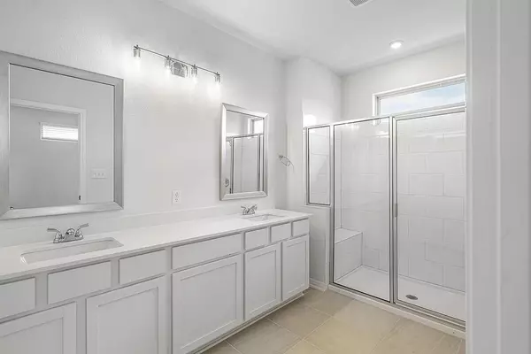 Pflugerville, TX 78660,20503A Tractor DR