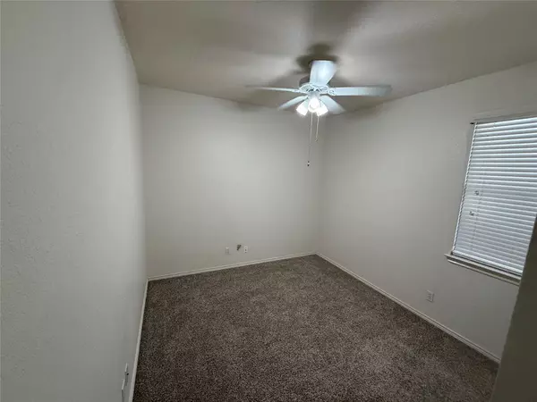 Austin, TX 78745,1215 Gingerlily CV #B