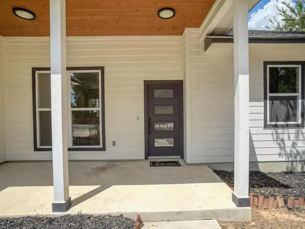 Bastrop, TX 78602,134 Pohakuloa DR