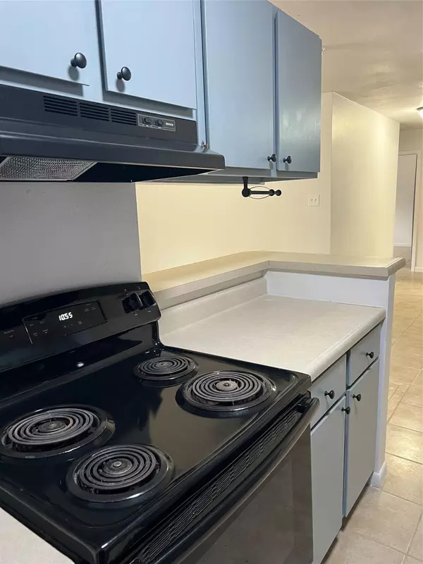 Blanco, TX 78606,1301 Greenlawn PKWY #C