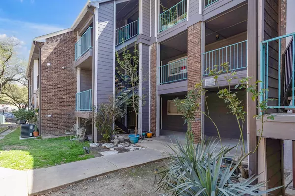 Austin, TX 78741,1840 BURTON DR #167