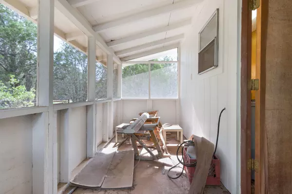Lampasas, TX 76550,1595 Skyridge RD