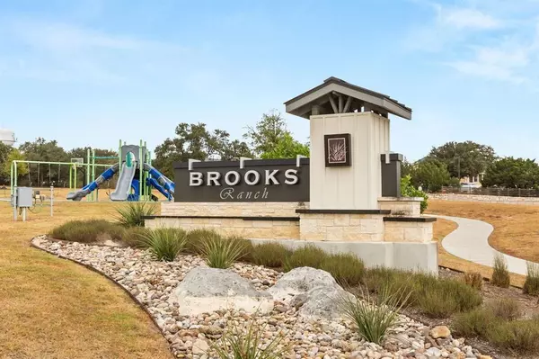 295 Brooks Ranch DR, Kyle, TX 78640