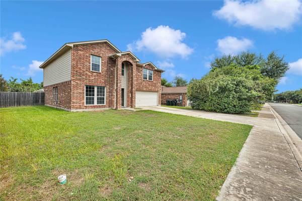 201 Primrose BLVD, Kyle, TX 78640