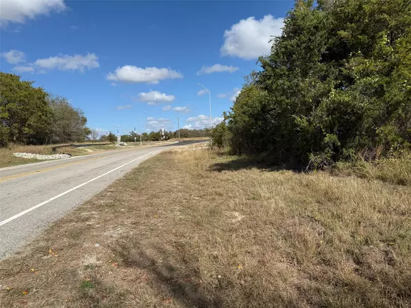 Rockdale, TX 76567,6077 US HWY 77 N