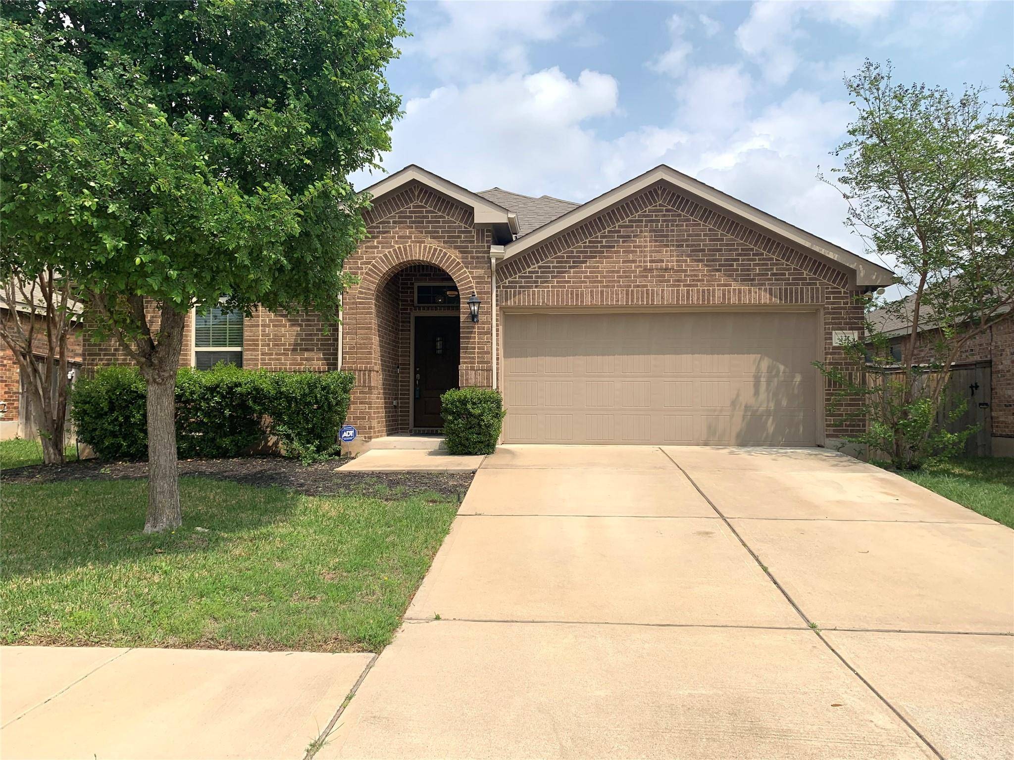 321 Briar Park DR, Georgetown, TX 78626