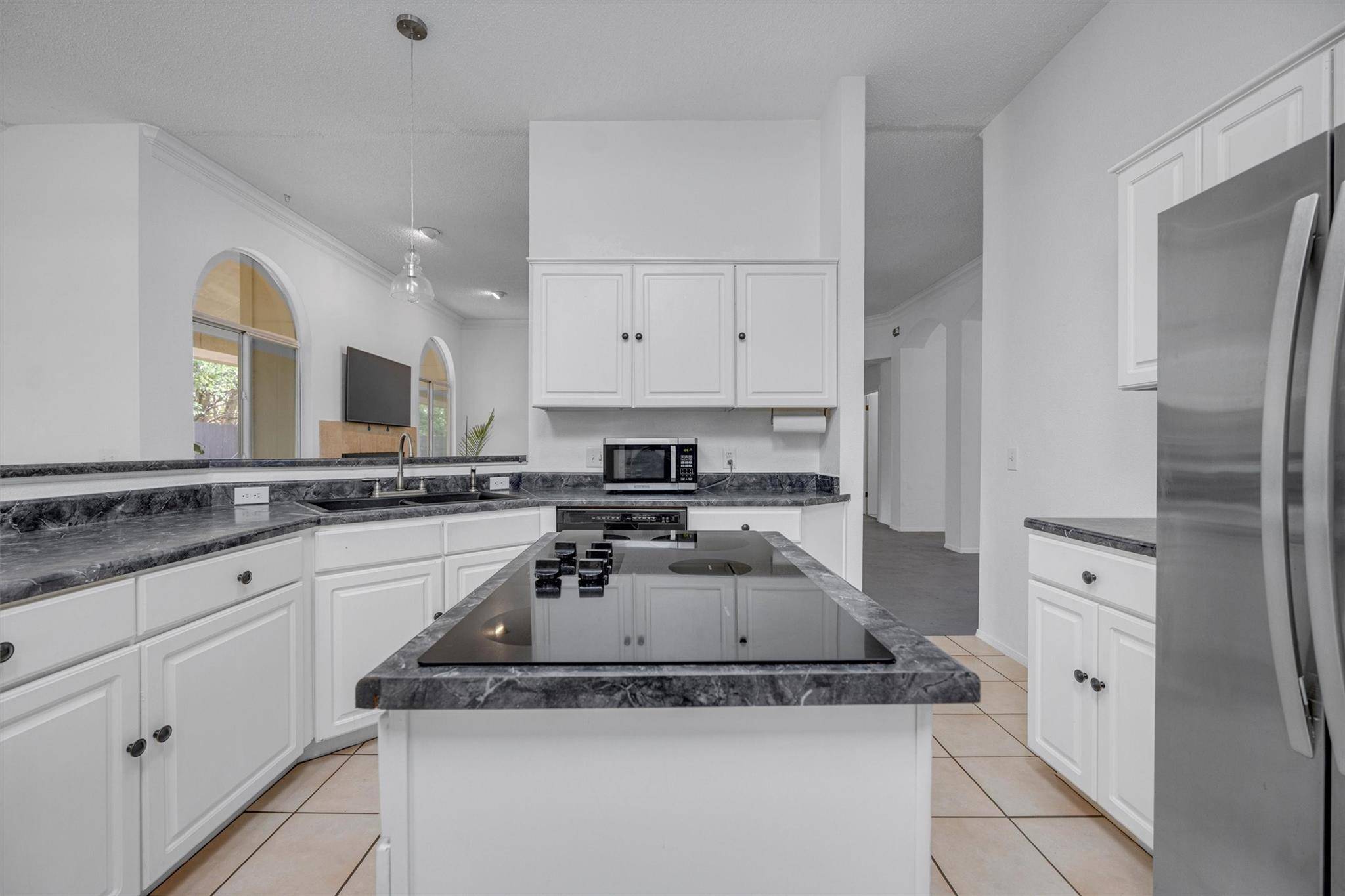 1219 Briargate DR, Austin, TX 78753