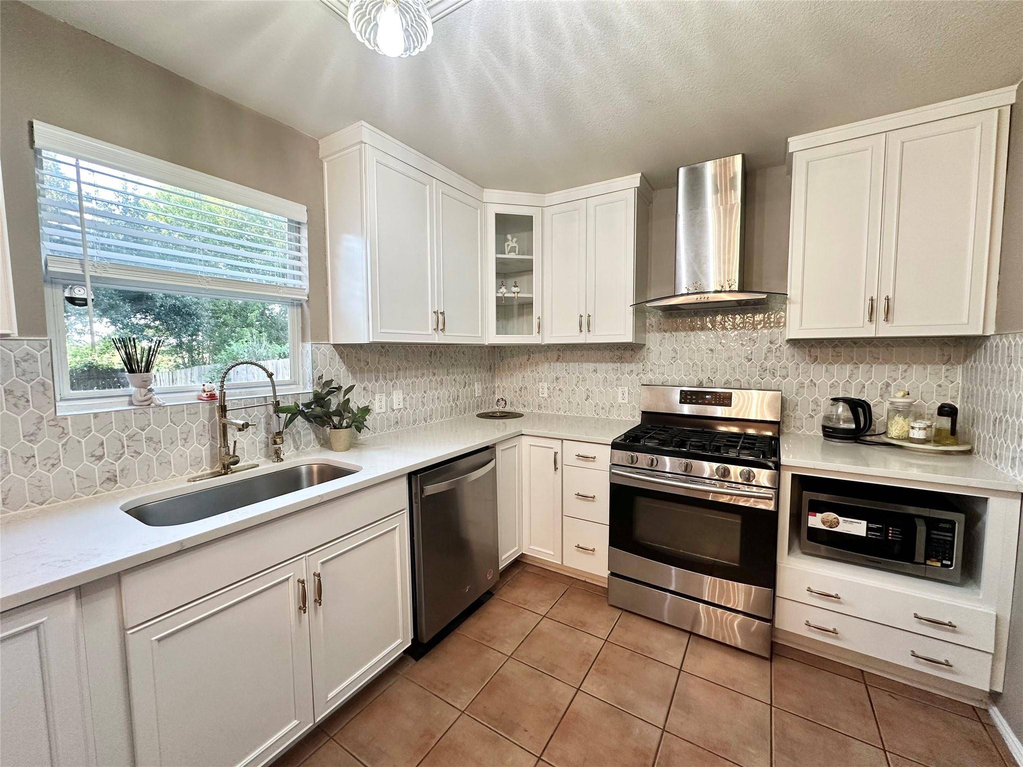 Austin, TX 78754,6116 Speyside DR