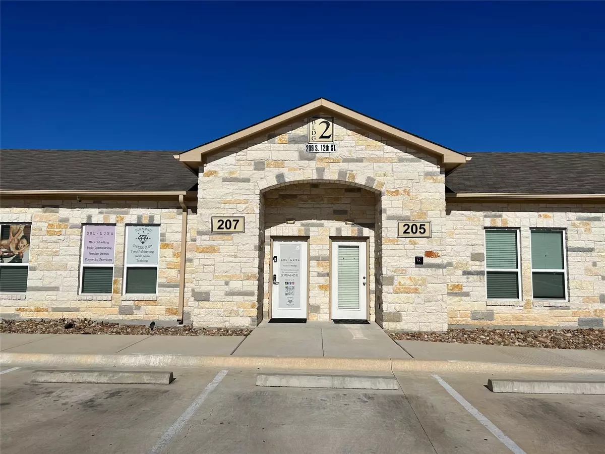 Pflugerville, TX 78660,209 12th ST #207