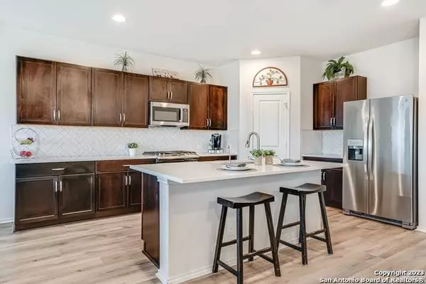 New Braunfels, TX 78130,2946 WOLFCREEK DR