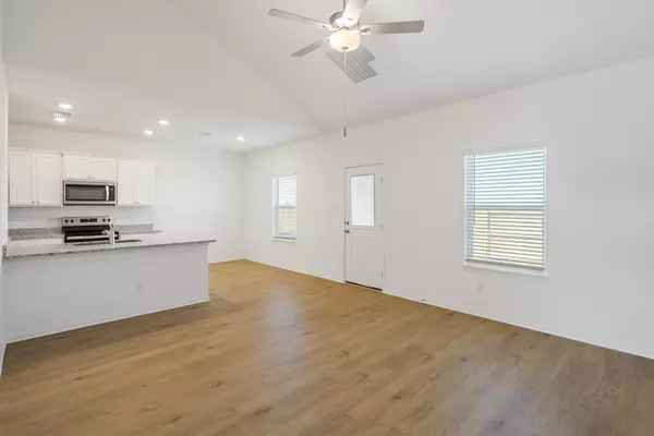 Jarrell, TX 76537,116 Carmel Canyon TRL