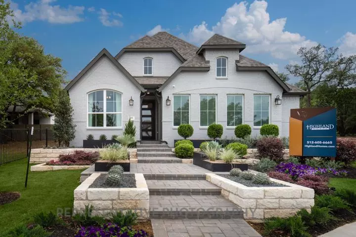 321 Dycus BND, Liberty Hill, TX 78642