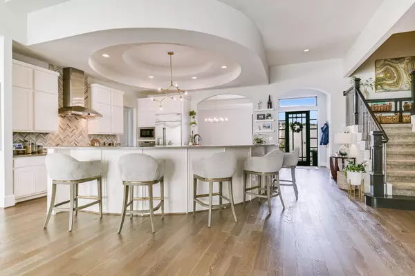 308 Lodestone LN, Austin, TX 78738