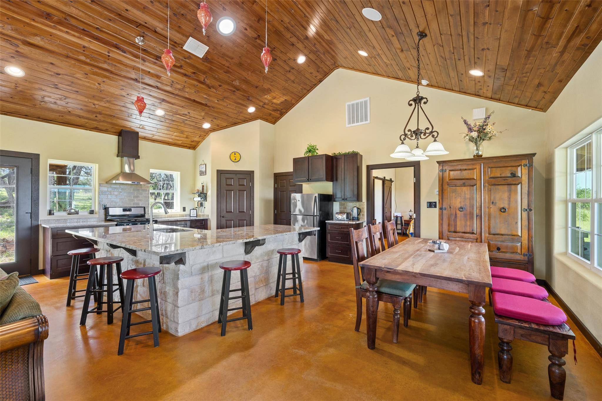 Johnson City, TX 78636,11755 RM 1323