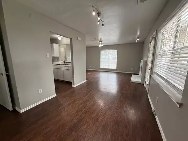 Austin, TX 78741,1845 River Crossing CIR #A