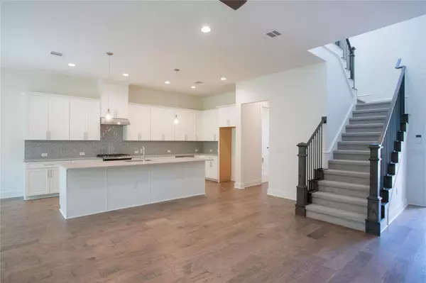 Austin, TX 78741,3018 Sunridge DR #2