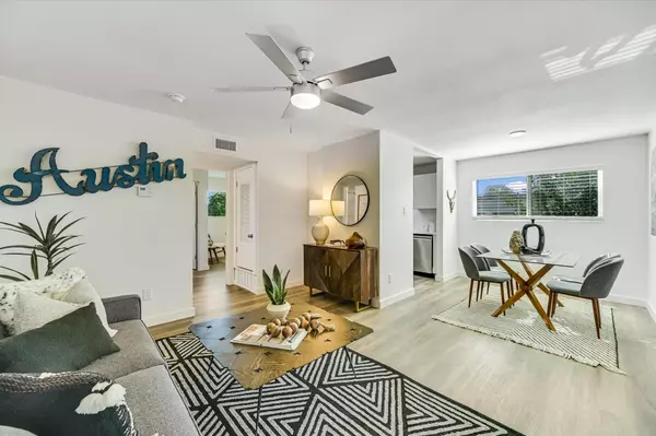 3703 Harmon Ave #206, Austin, TX 78705