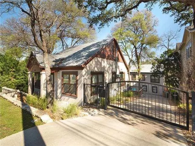 802 E Dean Keeton ST #B, Austin, TX 78705