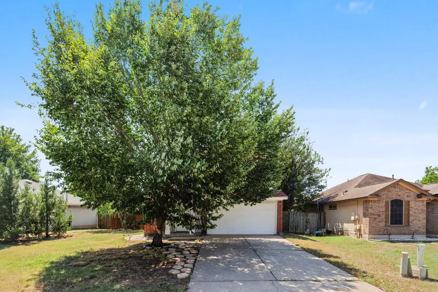 11717 Railton DR, Del Valle, TX 78617