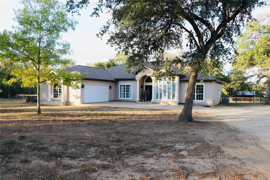 1672 Watterson RD, Red Rock, TX 78612