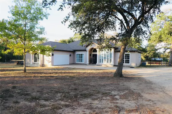 1672 Watterson RD, Red Rock, TX 78612