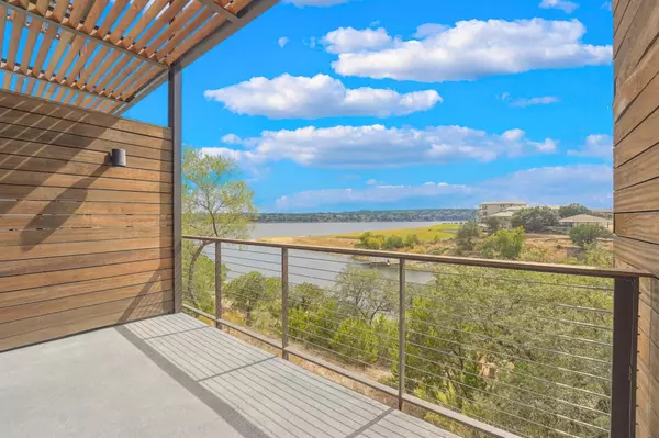 1101 Ivean Pearson RD #E203, Lago Vista, TX 78645